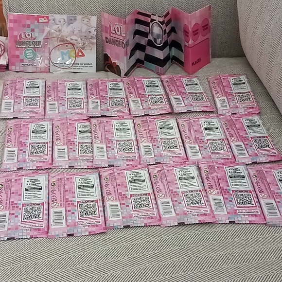 Lol suprise dance off trading card game lot of 18 packs. New - Picture 6 of 11
